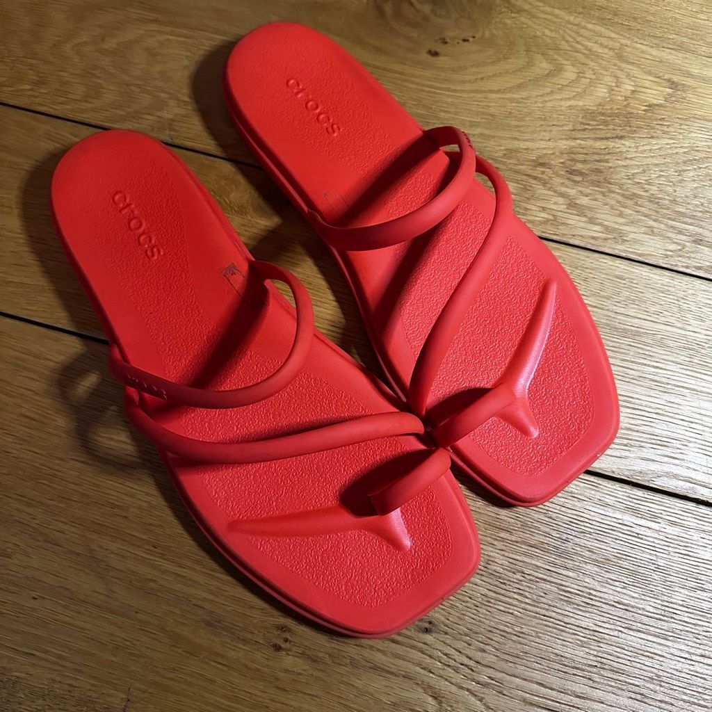 Crocs Miami Toe Loop Sandal Orange 10